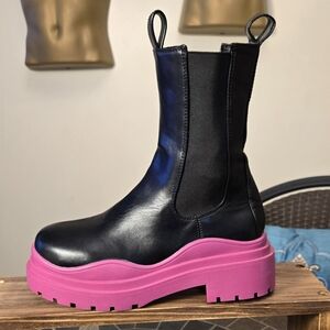 Azalea Wang Ghosted Flatform Chelsea Boots